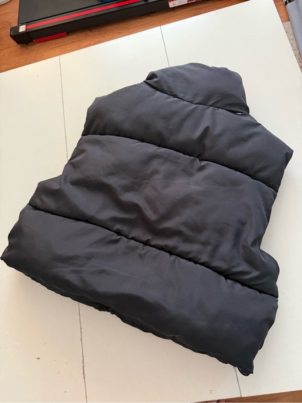 Aeropostale Black Quilted Puffer Vest Transitional Basic Cropped Chic Minimalist - Picture 7 of 7